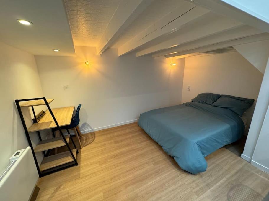 Duplex Fougerais Lejlighed Fougères Eksteriør billede